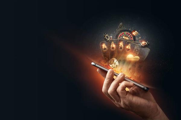 How Casino Websites Organize Their Main Features