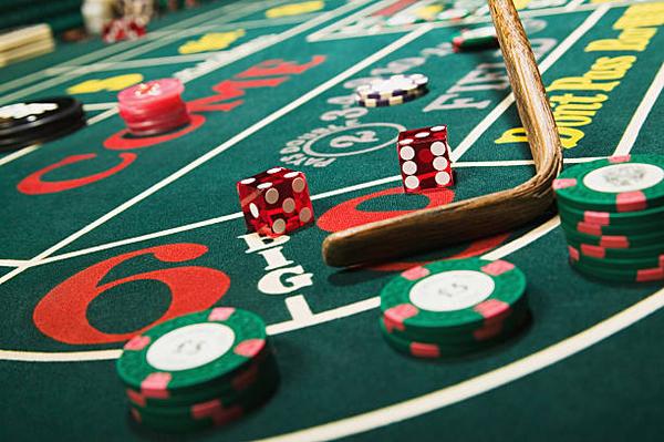 Choosing Poker Learning Features With ポーカーアプリ おすすめ Resources