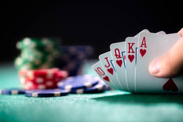Play Fun Jackpot Slots through a Singapore online casino for Gamers